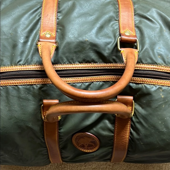 Hunting World Designer Green and Brown Travel Duffel Bag with Leather Straps - Picture 6 of 9